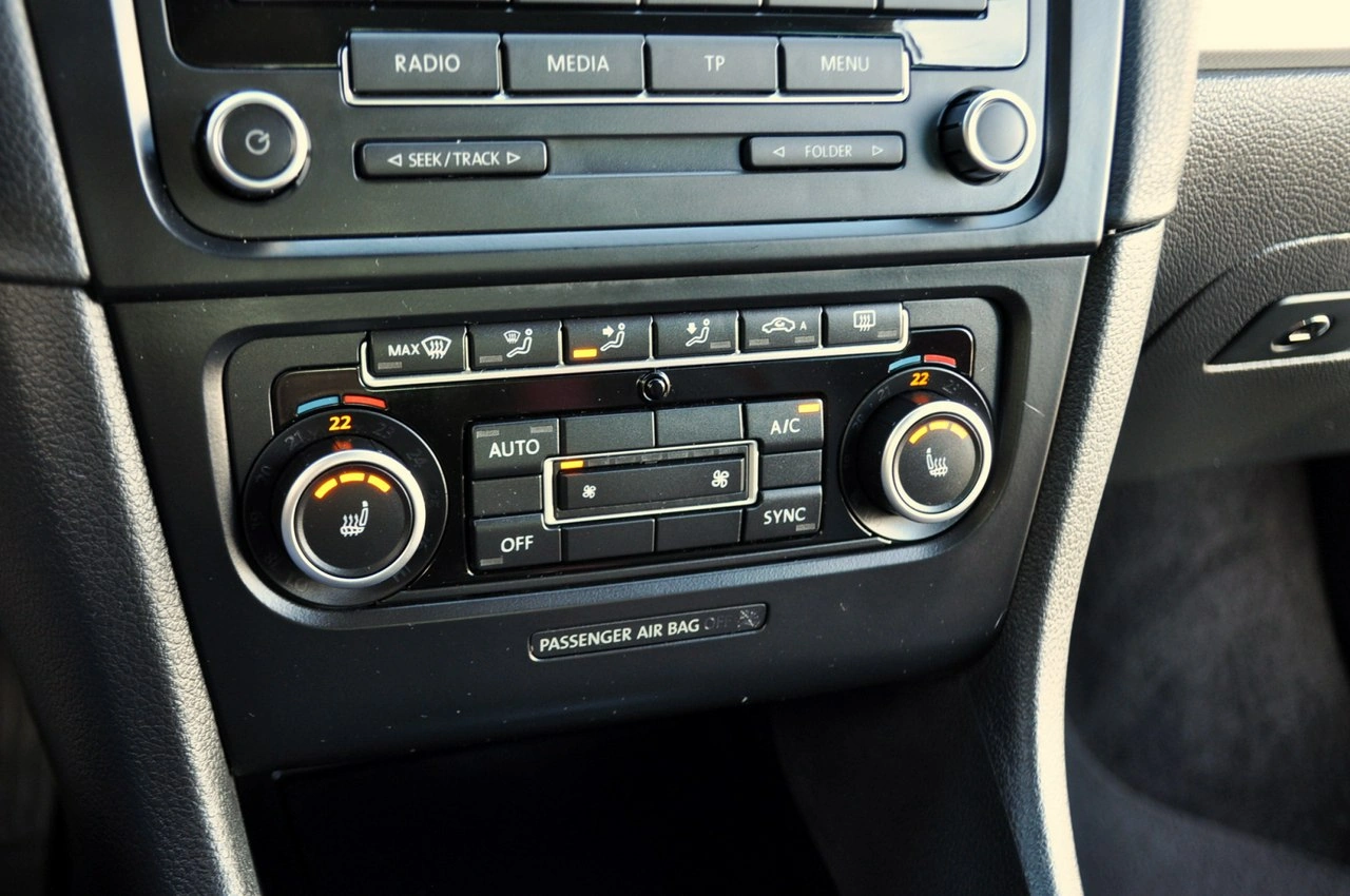 Volkswagen Golf - Zdjęcie 31