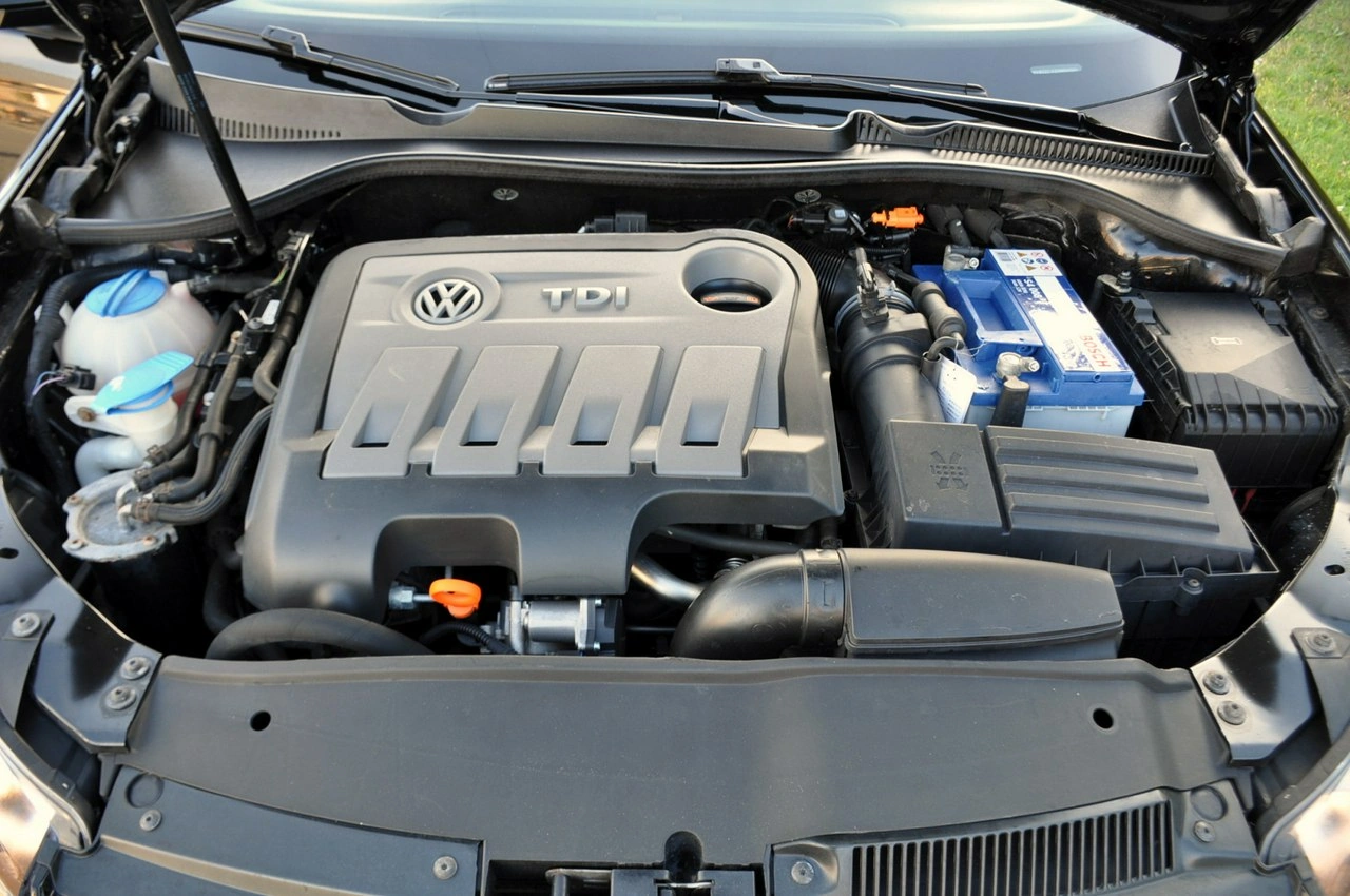 Volkswagen Golf - Zdjęcie 38