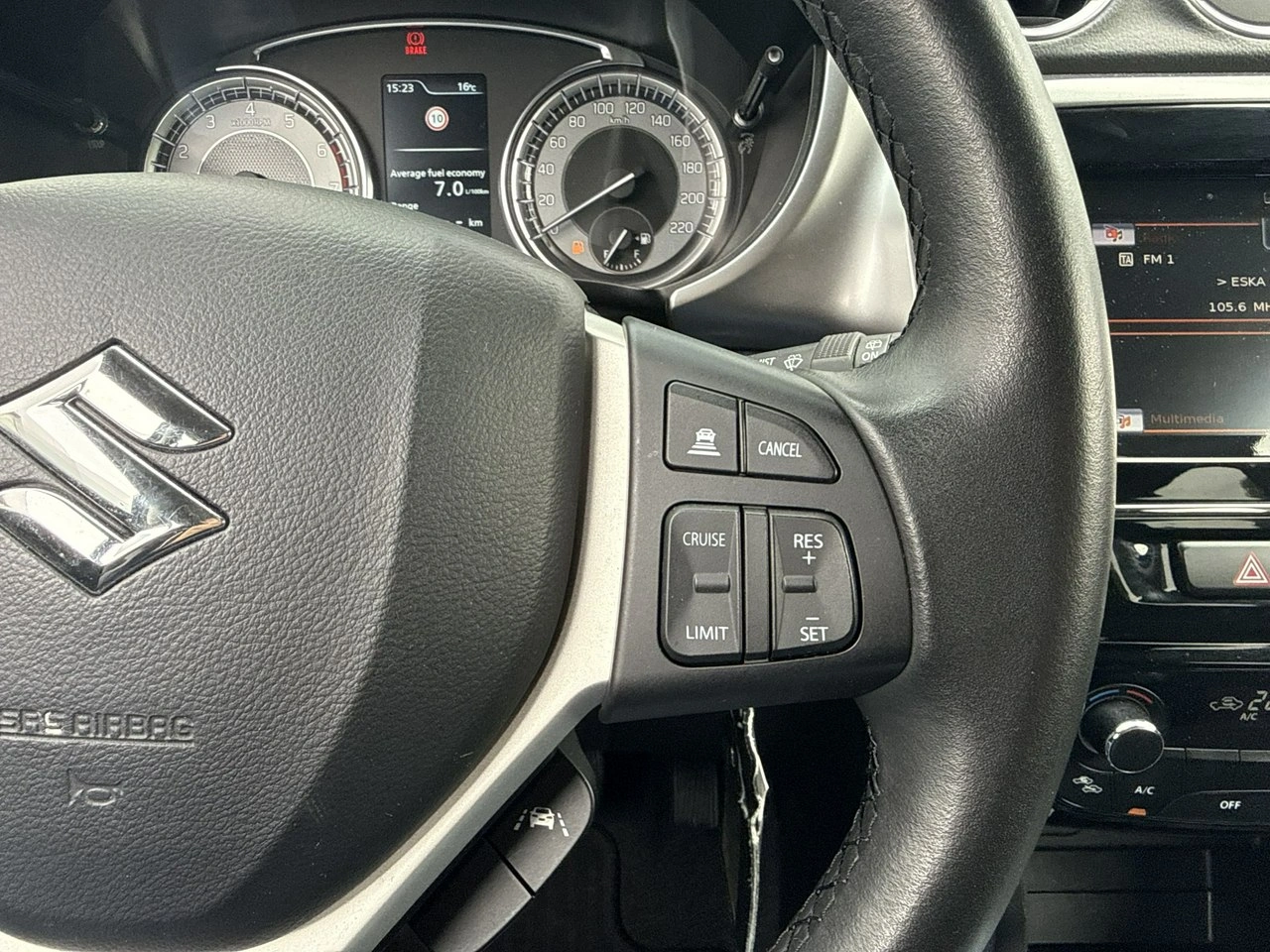 Suzuki Vitara - Zdjęcie 12