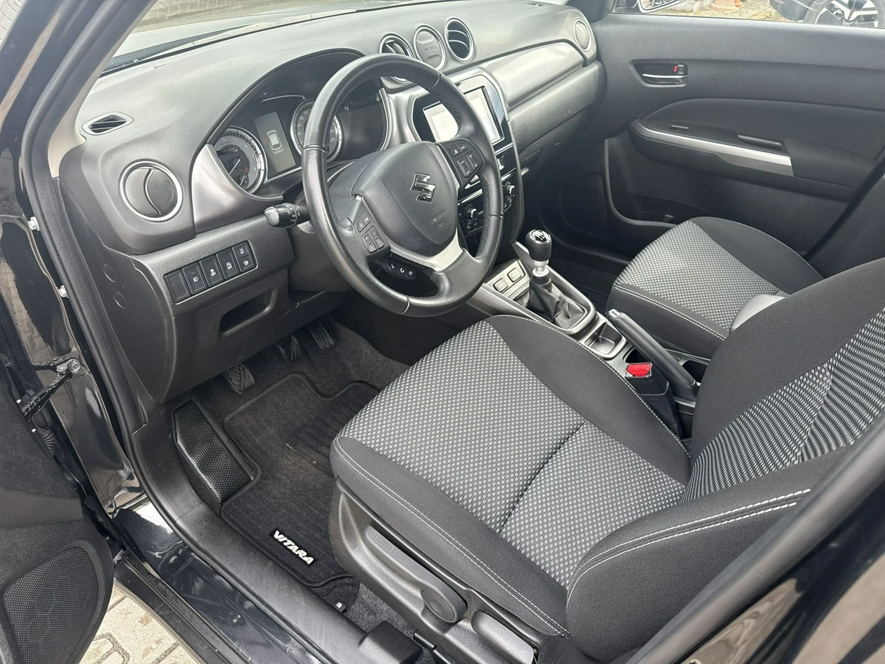 Suzuki Vitara - Zdjęcie 13