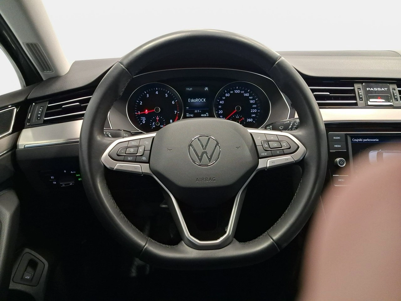 Volkswagen Passat Variant - Zdjęcie 12