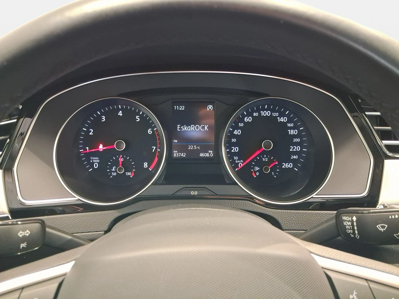 Volkswagen Passat Variant - Zdjęcie 15