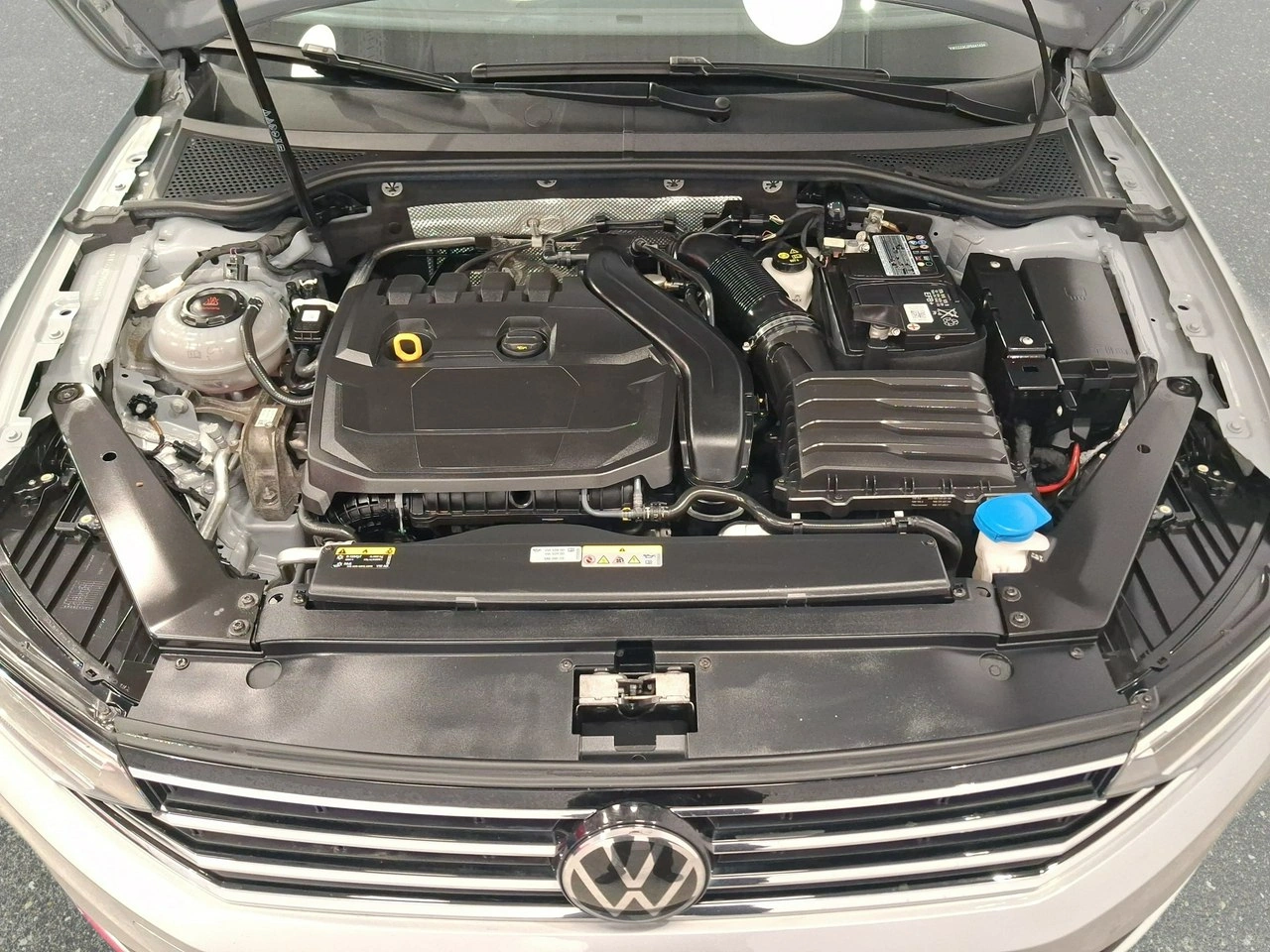 Volkswagen Passat Variant - Zdjęcie 21