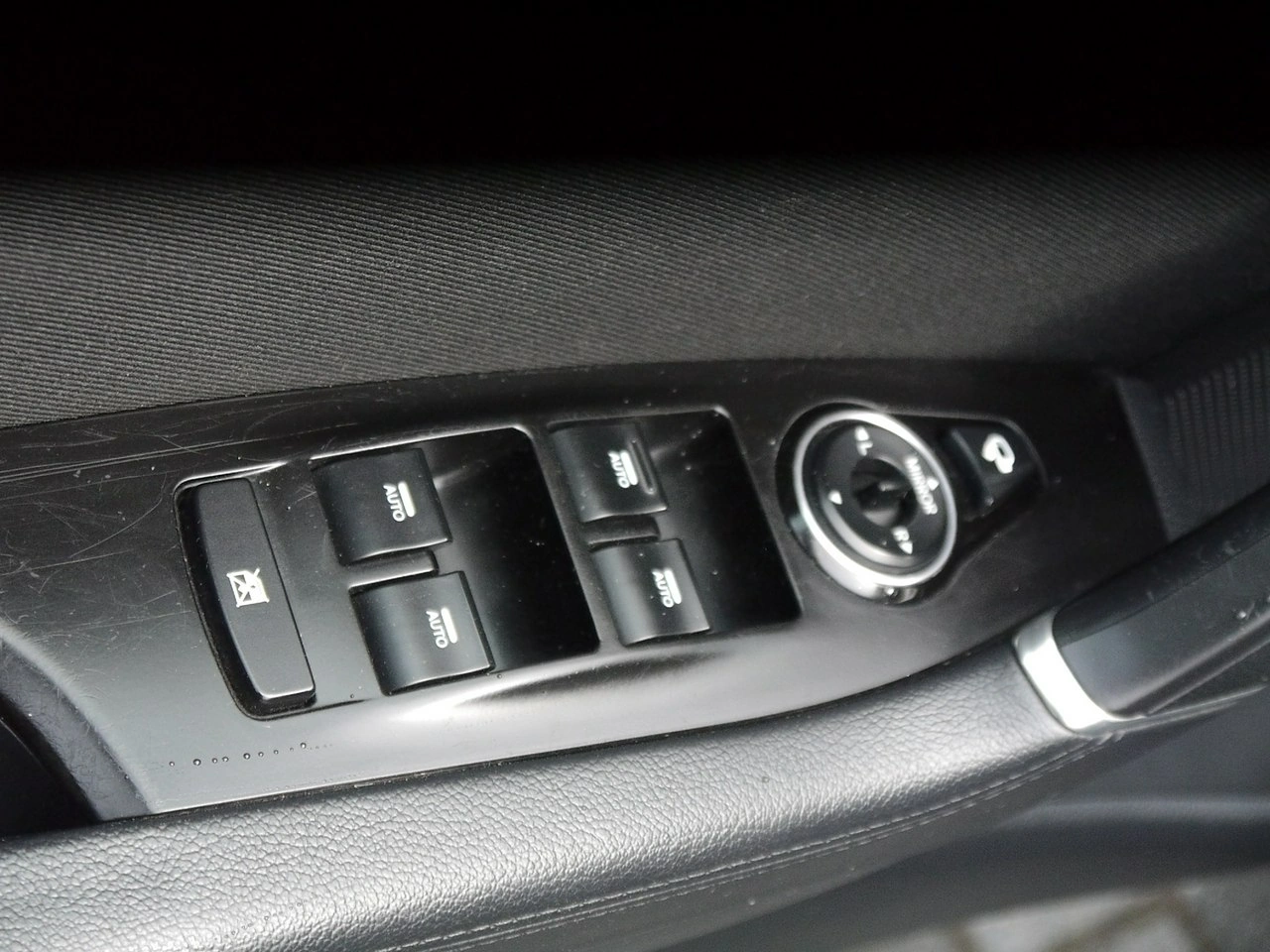 Hyundai i40 - Zdjęcie 16