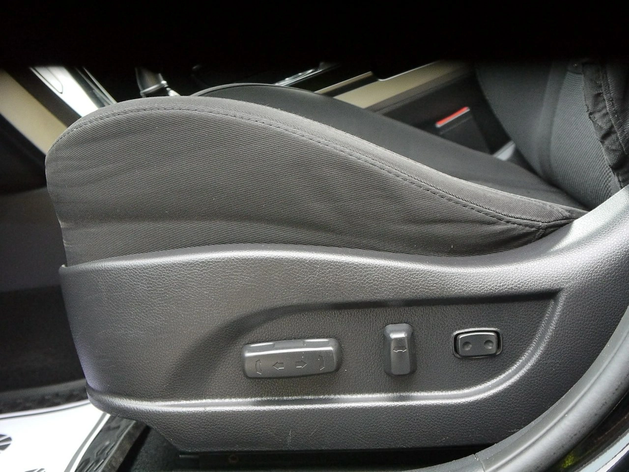 Hyundai i40 - Zdjęcie 20