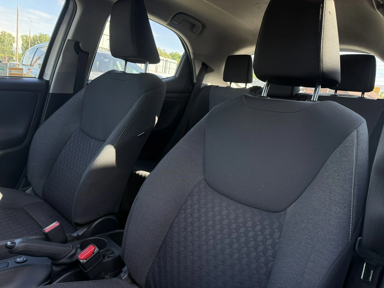 Toyota Yaris - Zdjęcie 4