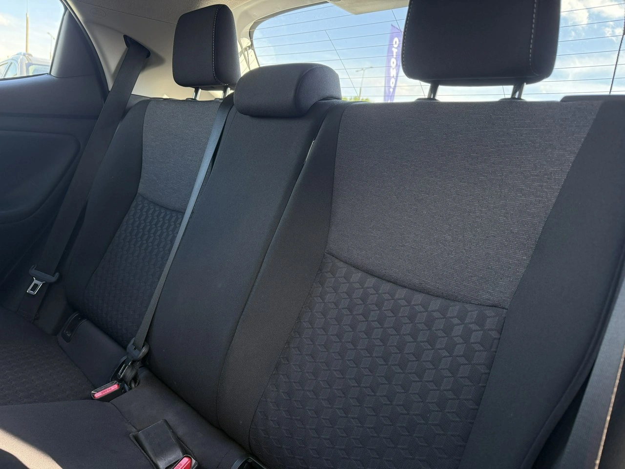 Toyota Yaris - Zdjęcie 5