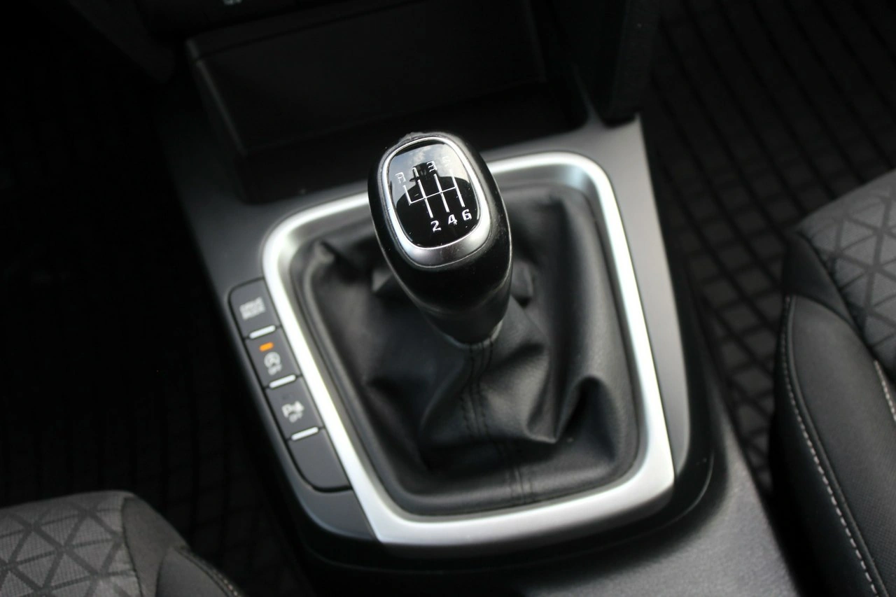 Kia Ceed - Zdjęcie 15