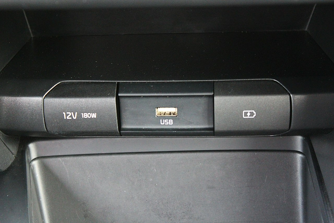 Kia Ceed - Zdjęcie 16