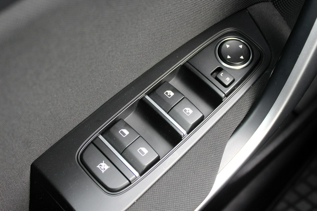 Kia Ceed - Zdjęcie 20
