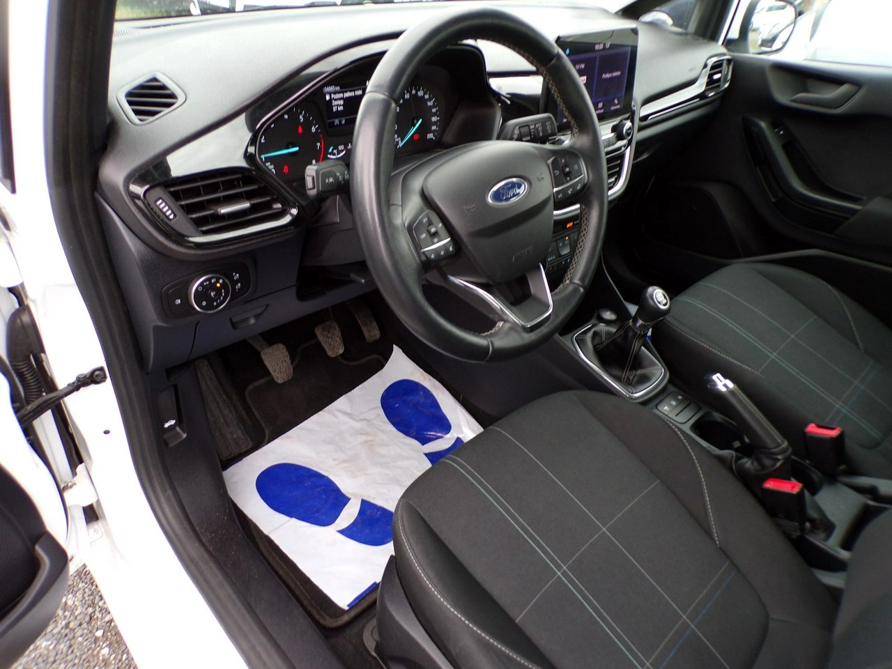 Ford Fiesta - Zdjęcie 18