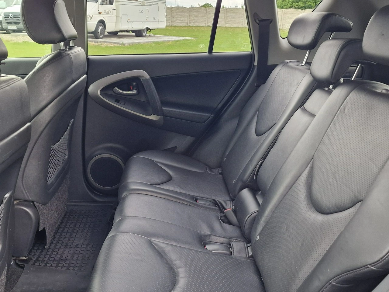 Toyota RAV-4 - Zdjęcie 20