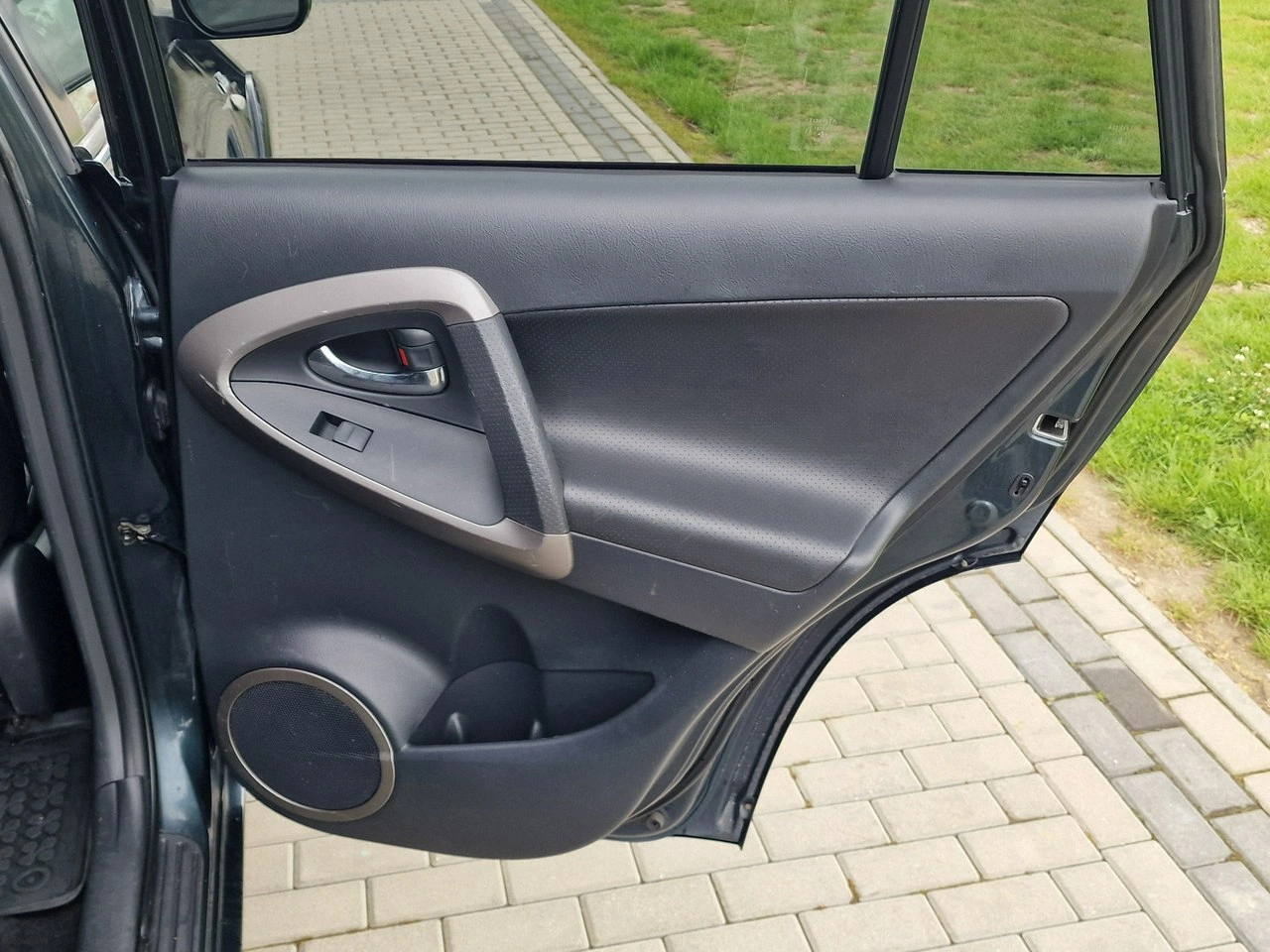 Toyota RAV-4 - Zdjęcie 26