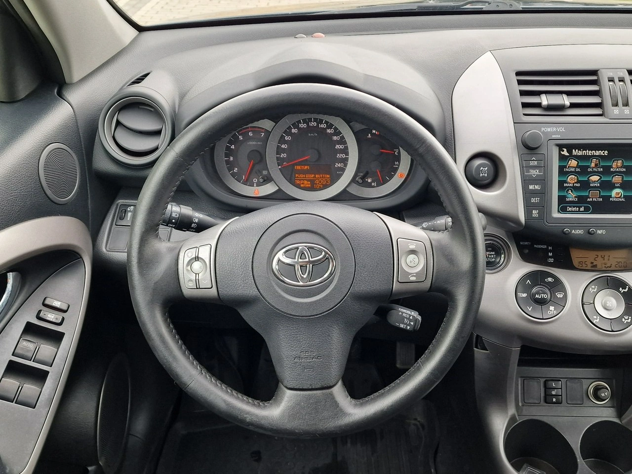 Toyota RAV-4 - Zdjęcie 28