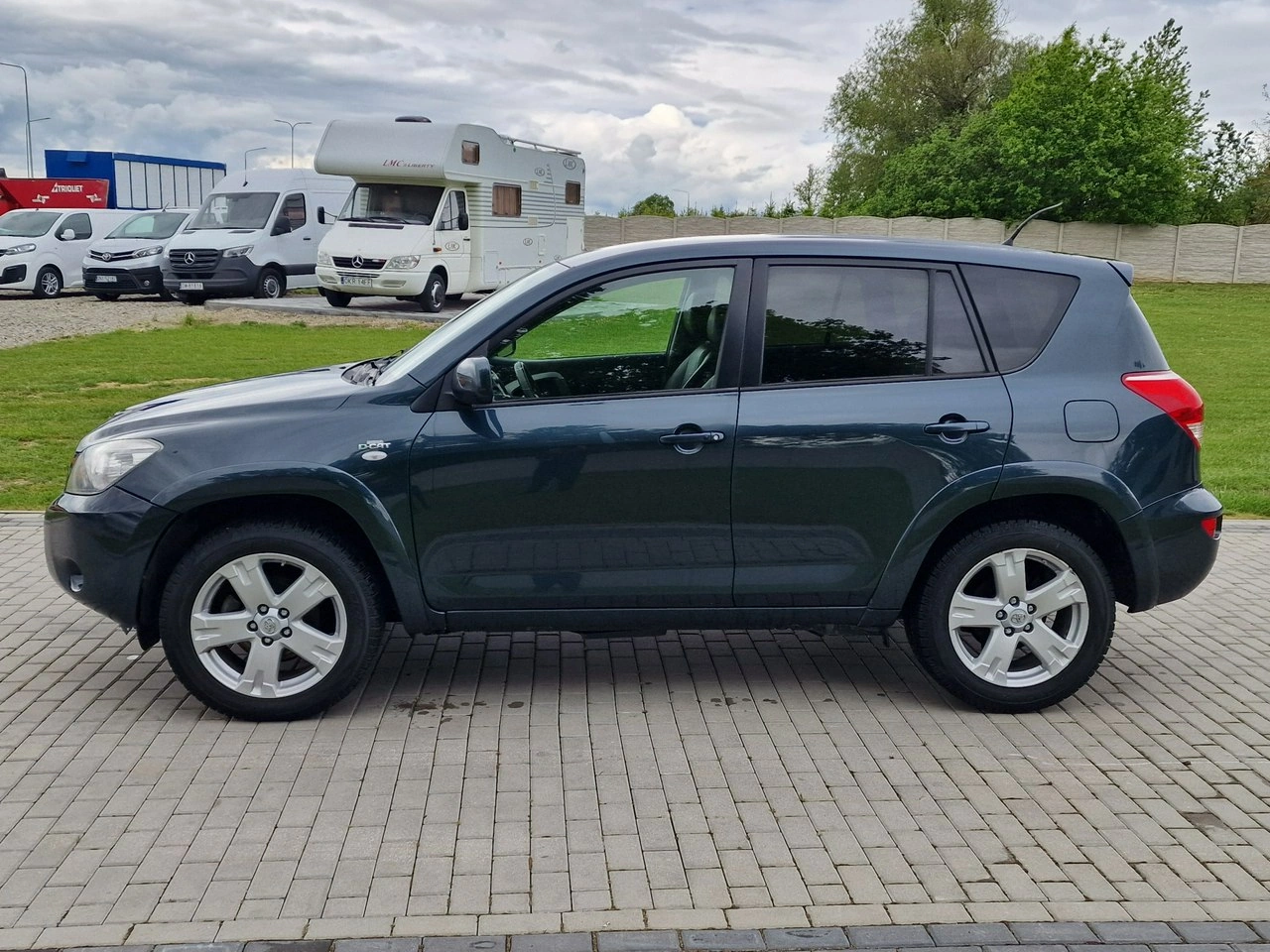 Toyota RAV-4 - Zdjęcie 2