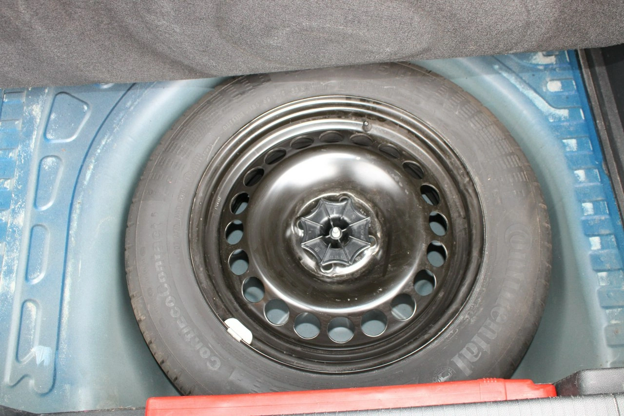 Opel Corsa - Zdjęcie 23