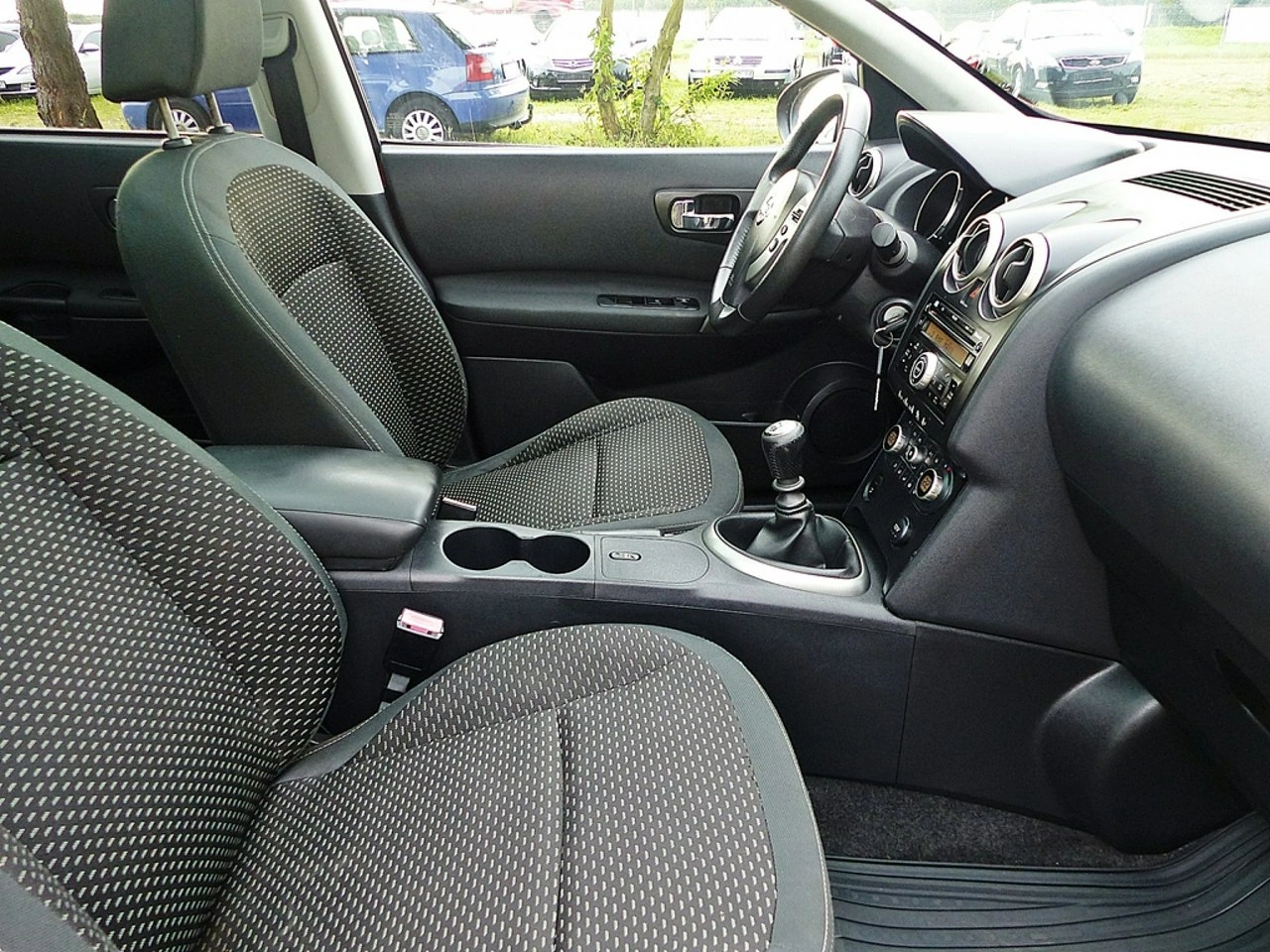 Nissan Qashqai+2 - Zdjęcie 24