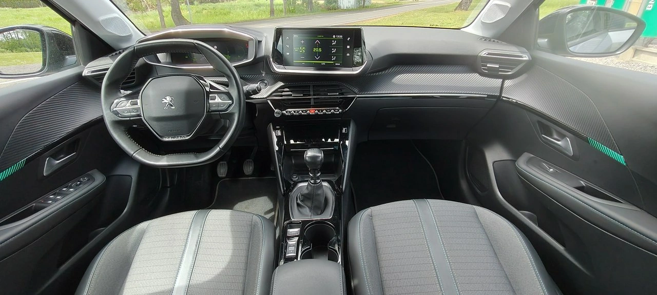 Peugeot 208 - Zdjęcie 7