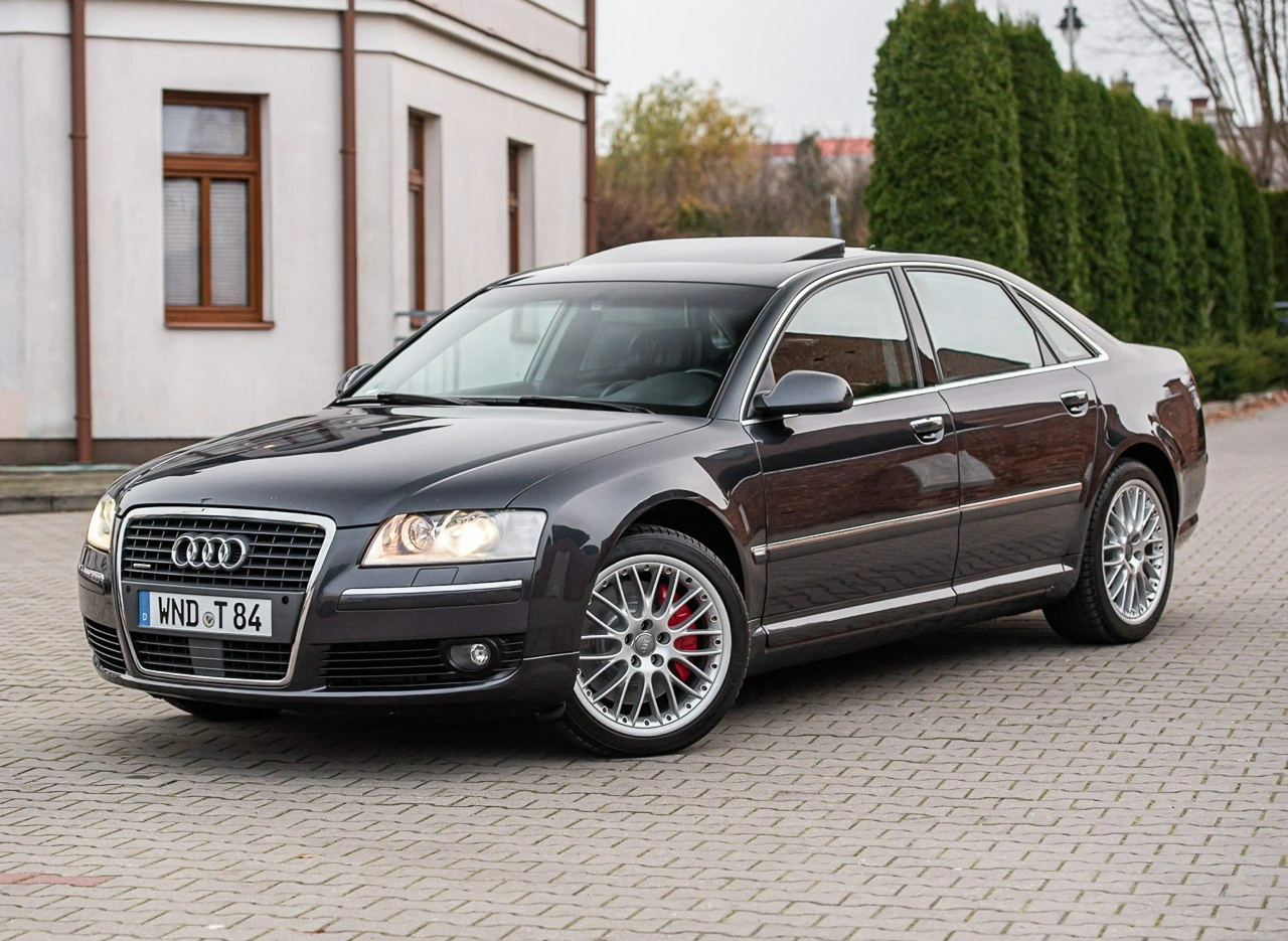 Audi A8 - Zdjęcie 11