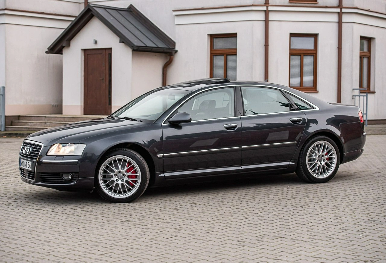 Audi A8 - Zdjęcie 12