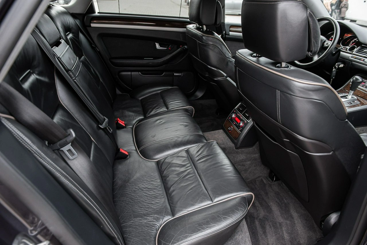 Audi A8 - Zdjęcie 8