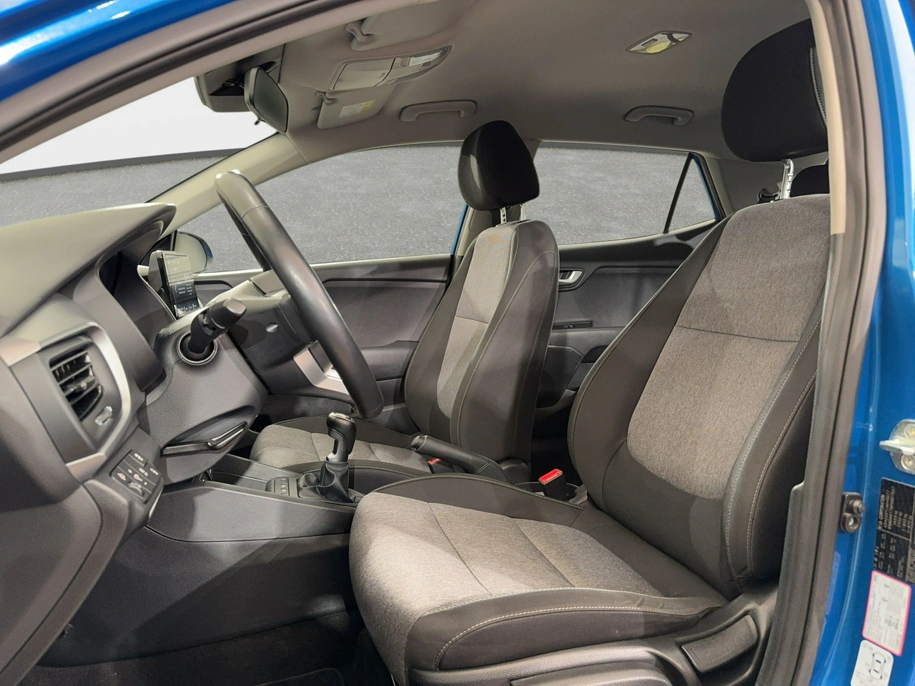 Kia Stonic - Zdjęcie 11