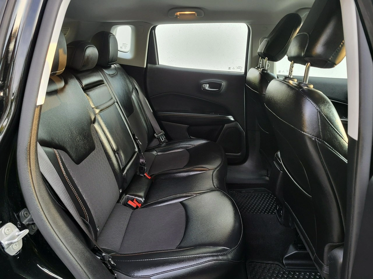 Jeep Compass - Zdjęcie 16