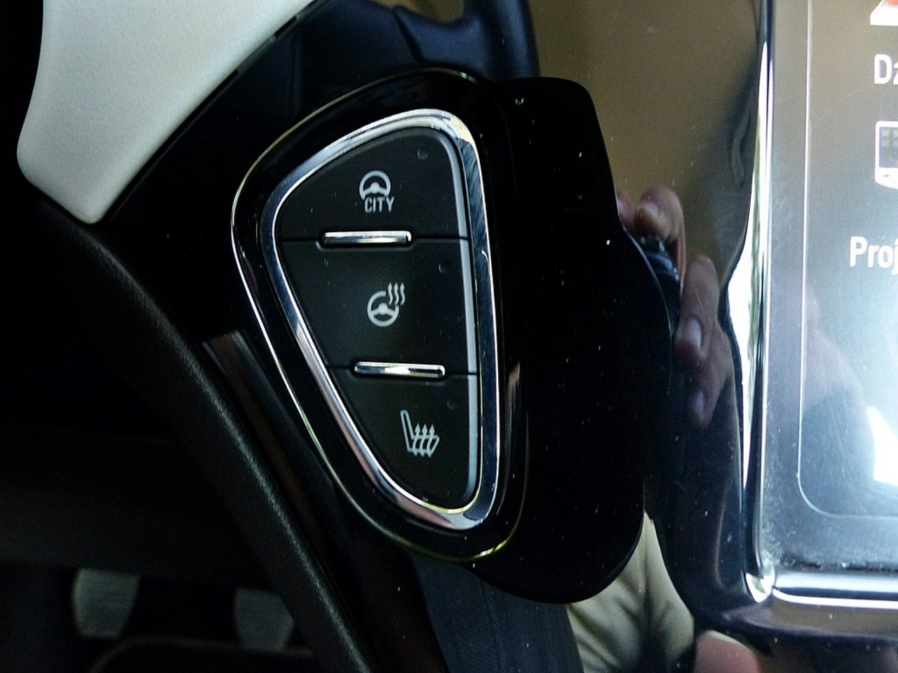 Opel Adam - Zdjęcie 35