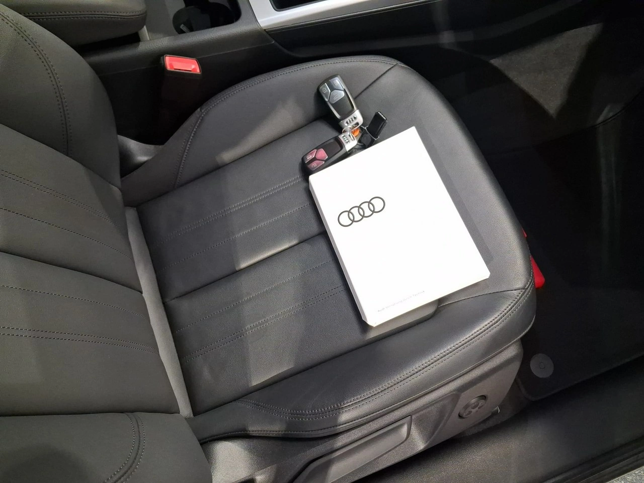 Audi Q5 - Zdjęcie 25