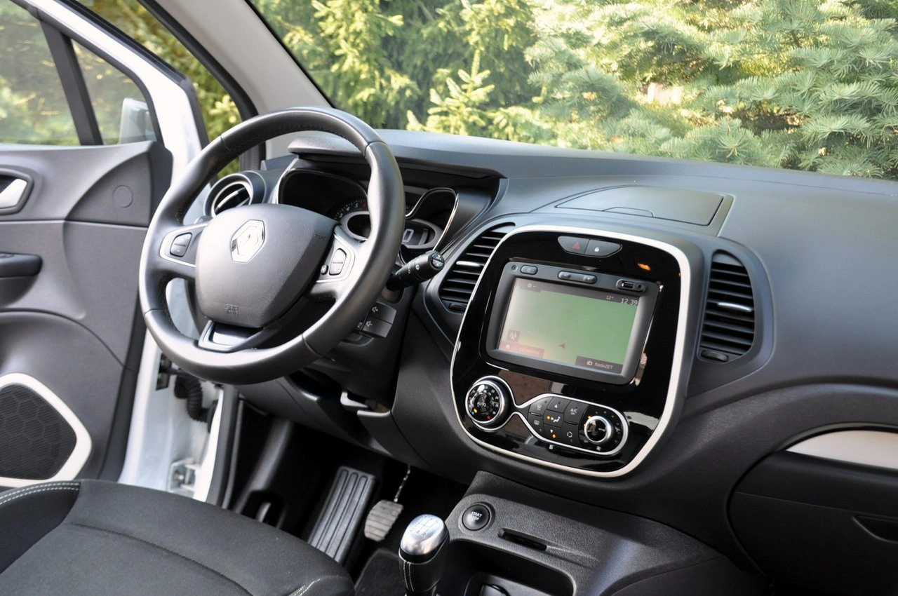 Renault Captur - Zdjęcie 25