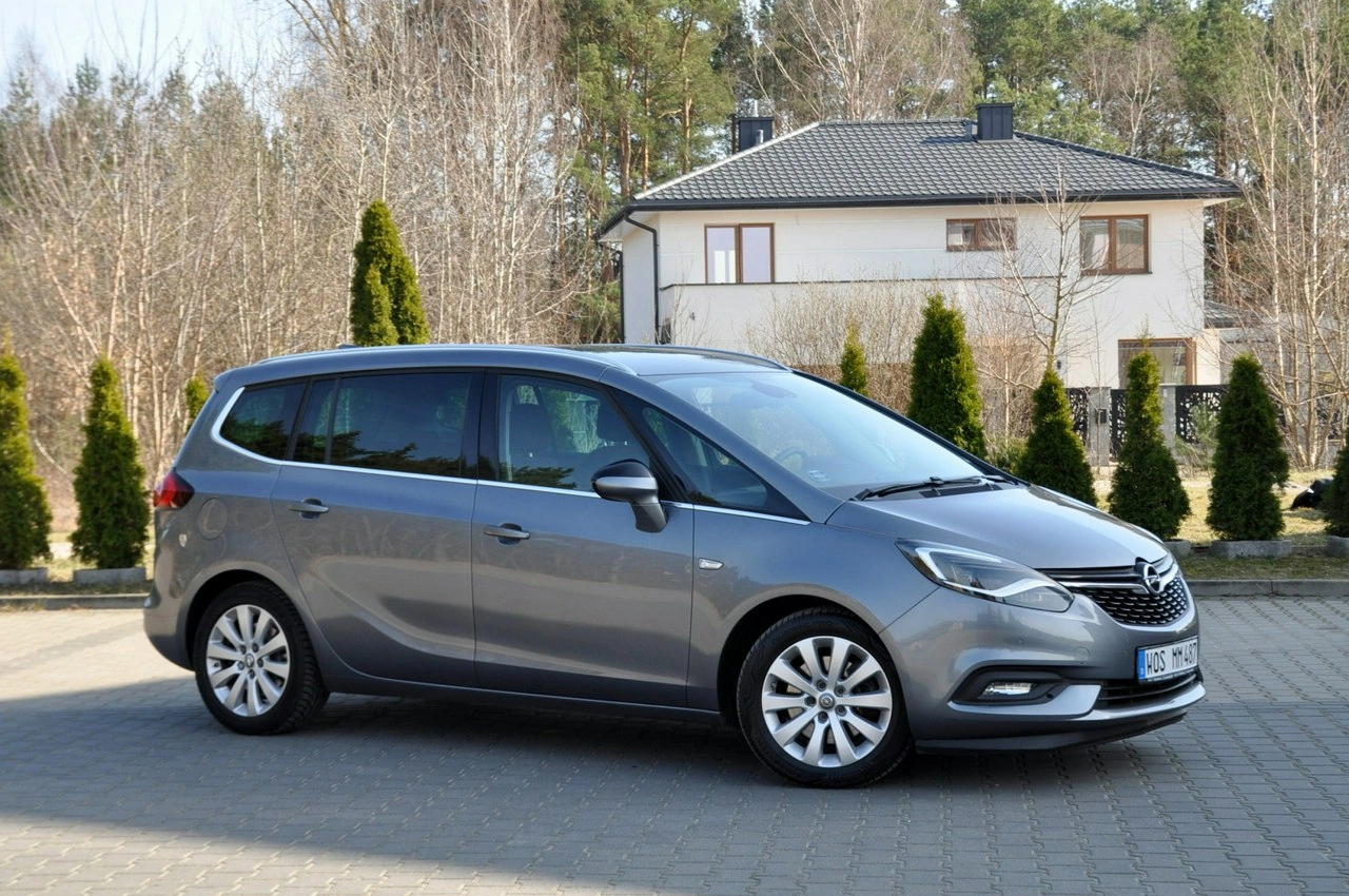 Opel Zafira - Zdjęcie 3