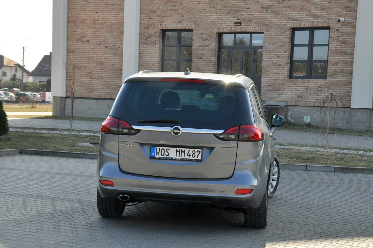 Opel Zafira - Zdjęcie 6