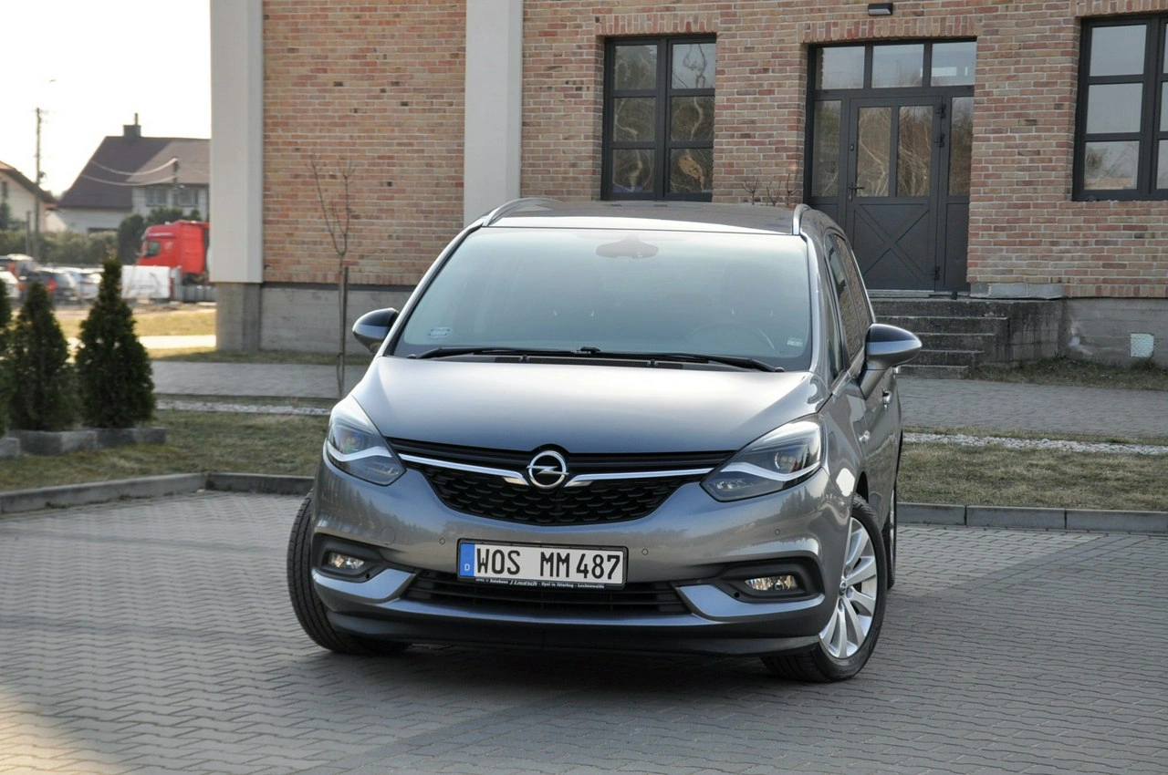 Opel Zafira - Zdjęcie 7