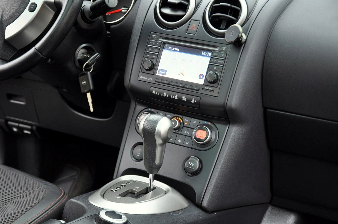 Nissan Qashqai - Zdjęcie 25