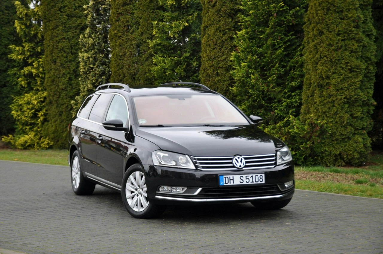 Volkswagen Passat - Zdjęcie 1