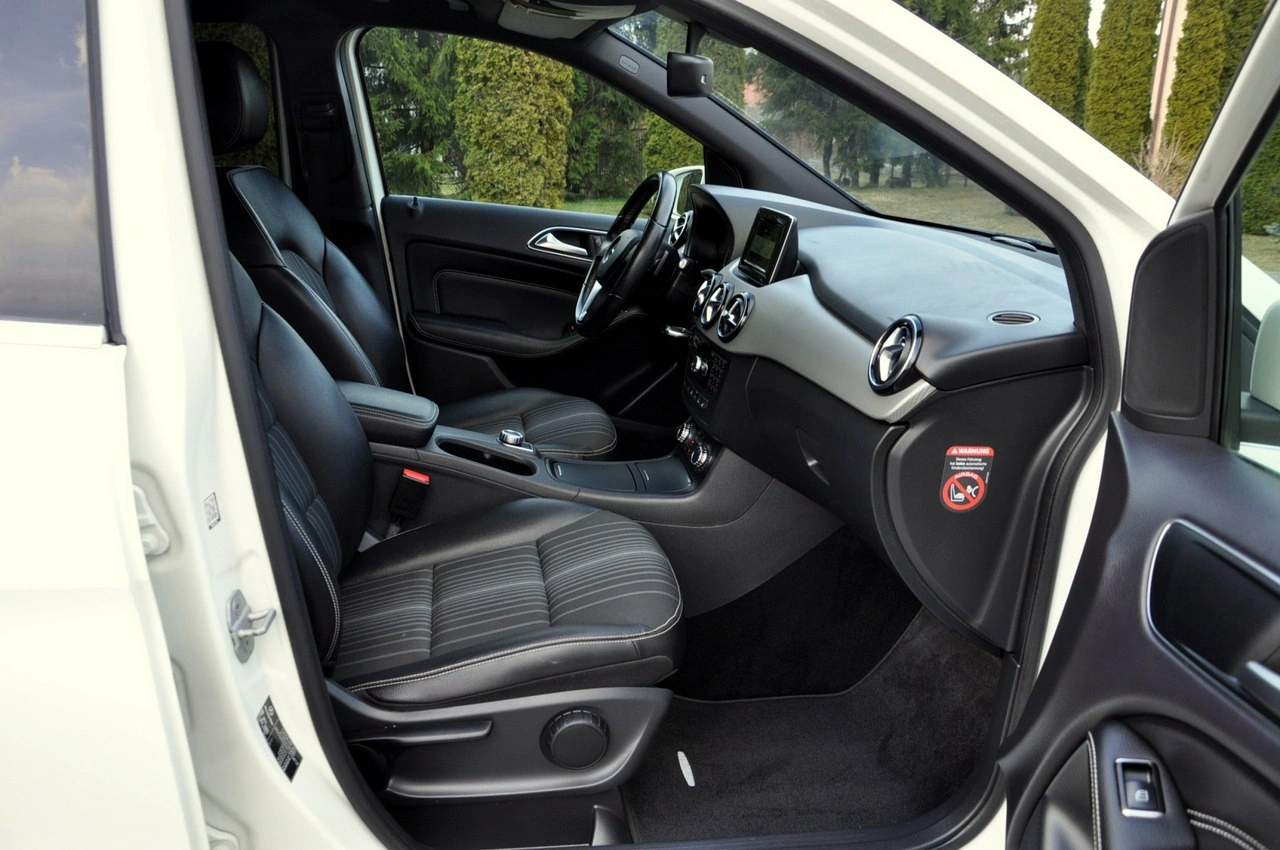 Mercedes B 220 - Zdjęcie 16