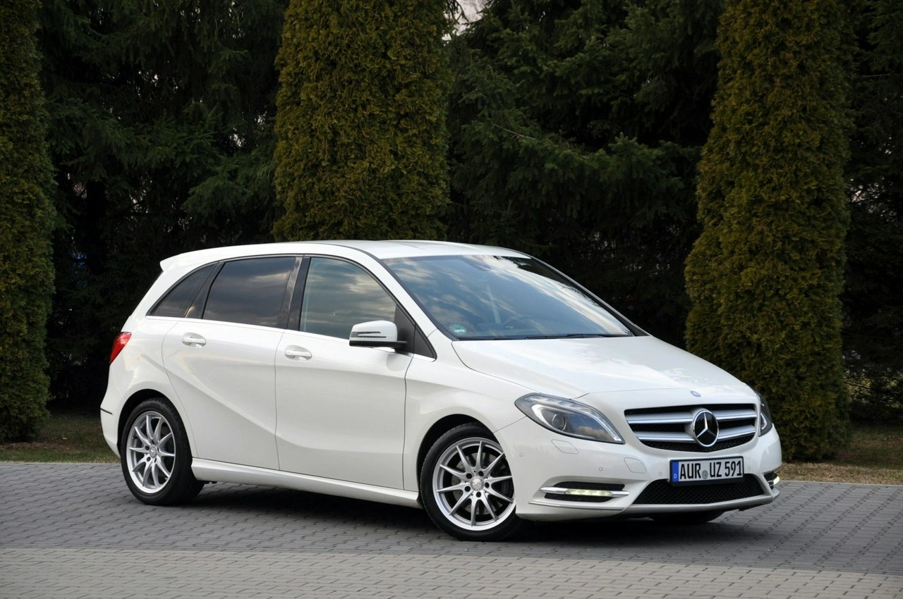 Mercedes B 220 - Zdjęcie 2