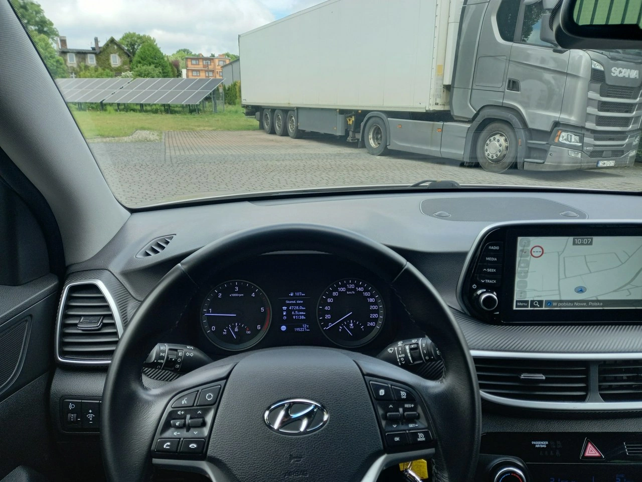 Hyundai Tucson - Zdjęcie 25
