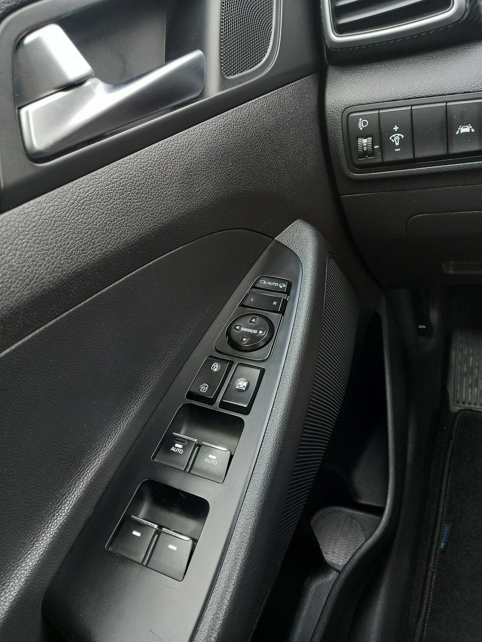 Hyundai Tucson - Zdjęcie 31