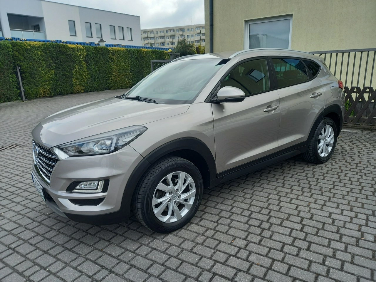 Hyundai Tucson - Zdjęcie 8