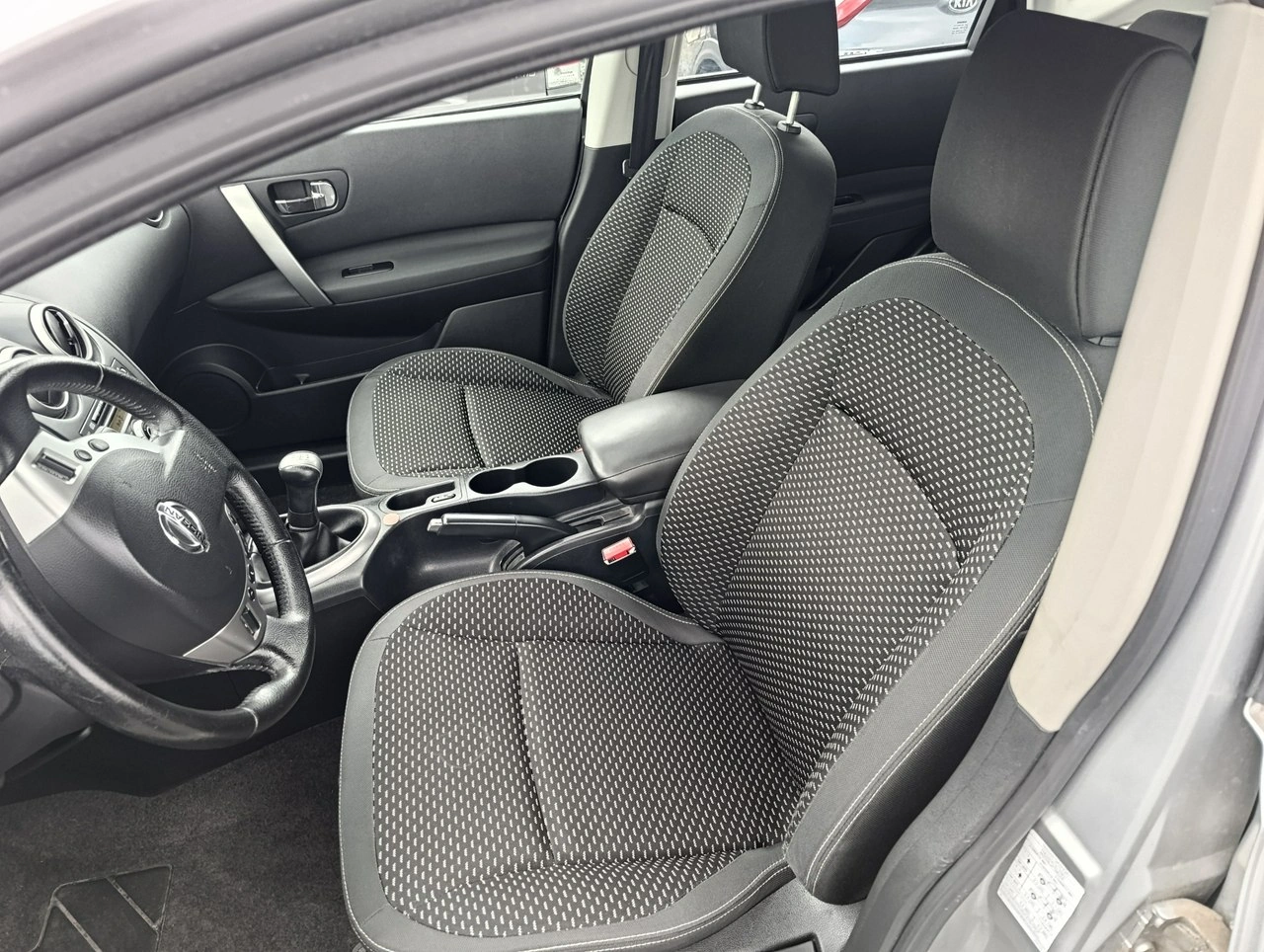 Nissan Qashqai - Zdjęcie 10