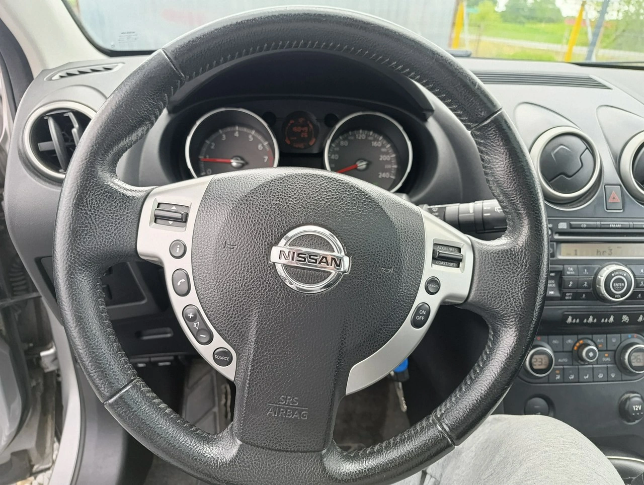 Nissan Qashqai - Zdjęcie 16