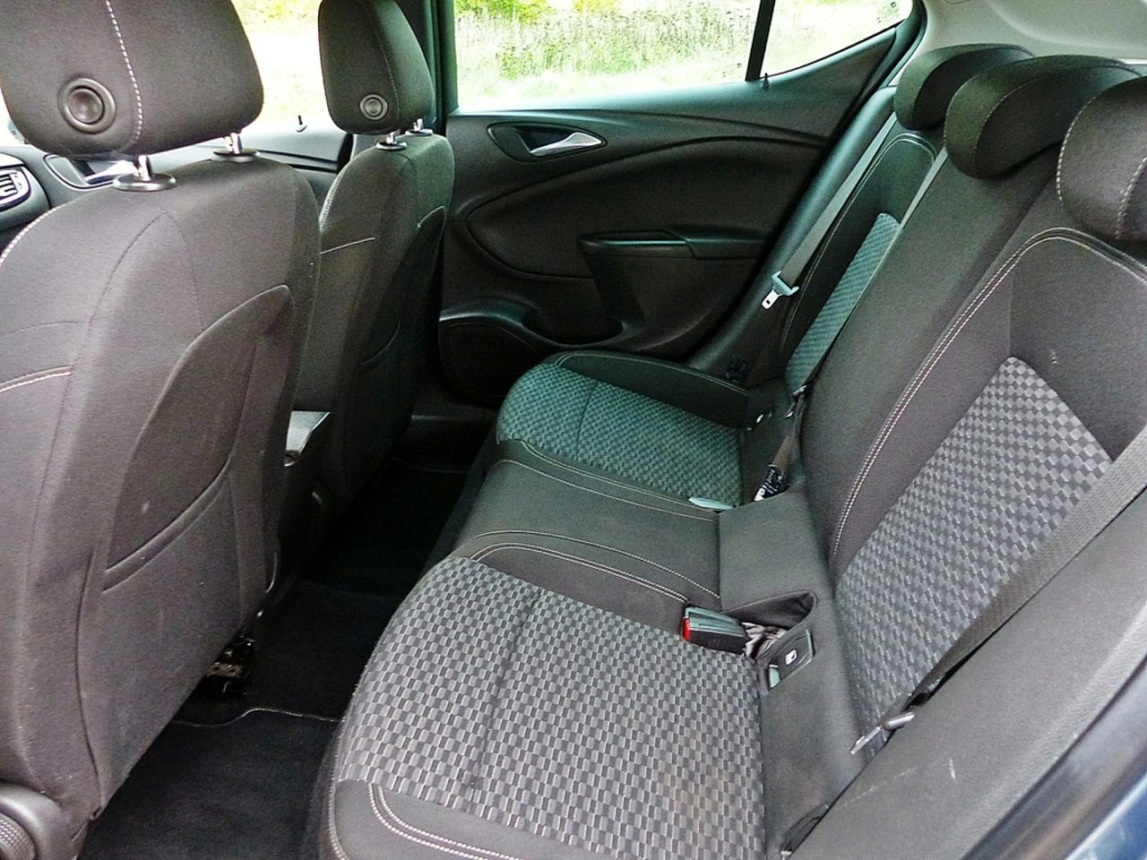 Opel Astra - Zdjęcie 22