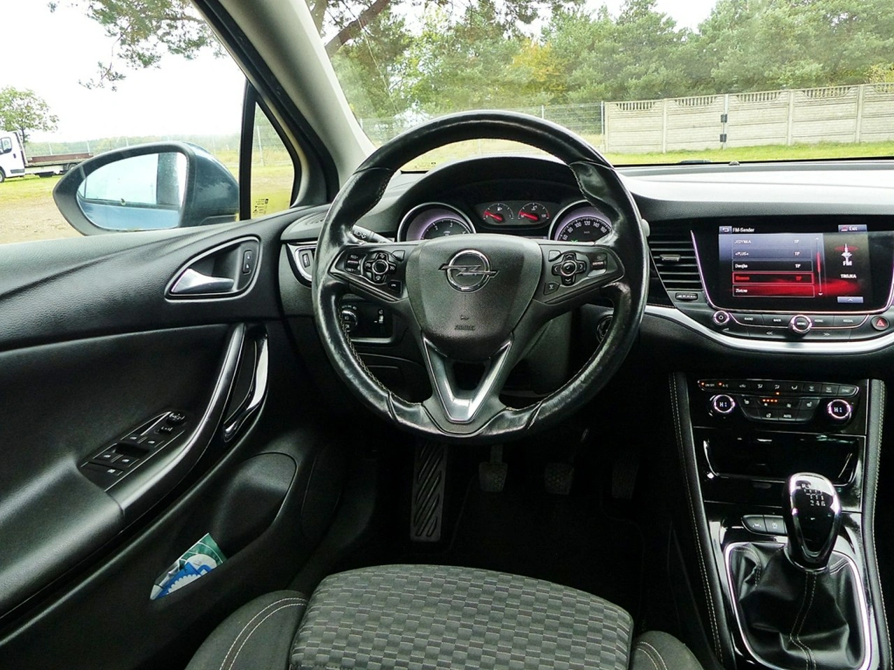 Opel Astra - Zdjęcie 34