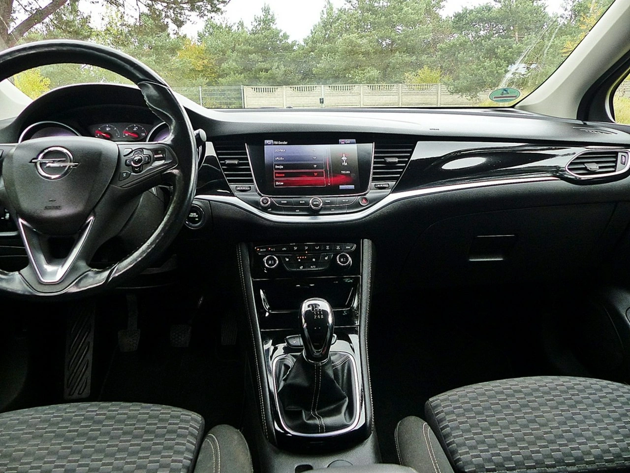 Opel Astra - Zdjęcie 35