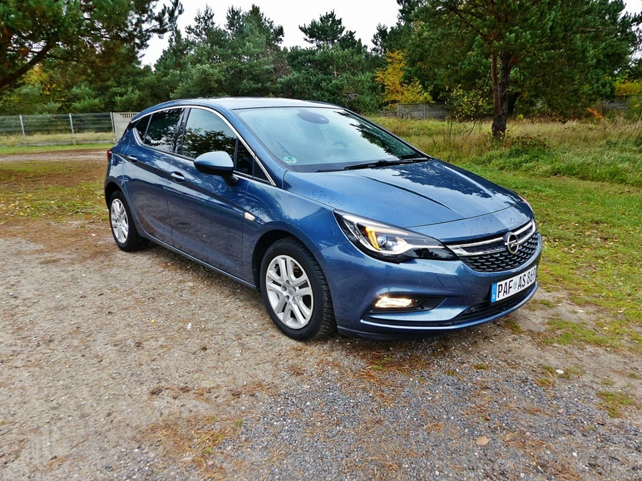 Opel Astra - Zdjęcie 2
