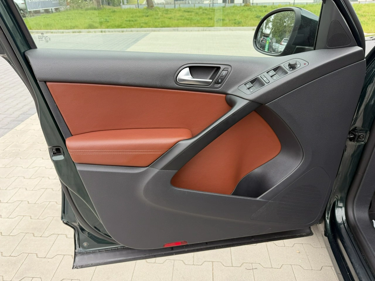 Volkswagen Tiguan - Zdjęcie 15
