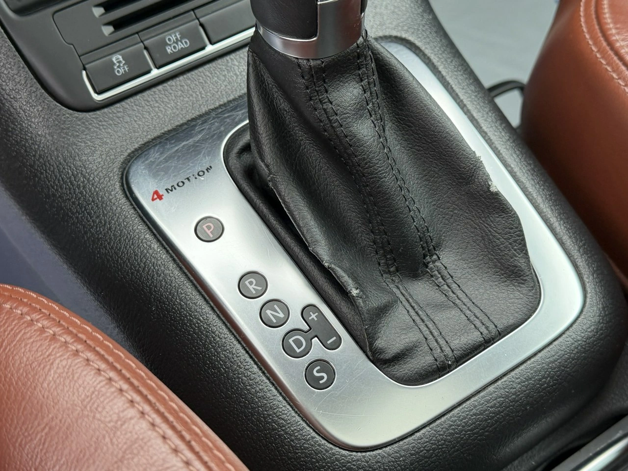 Volkswagen Tiguan - Zdjęcie 28