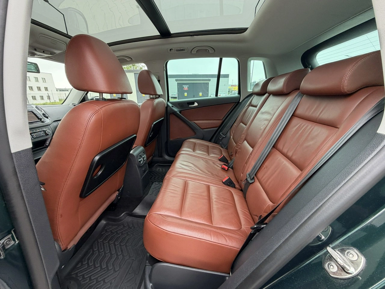 Volkswagen Tiguan - Zdjęcie 31