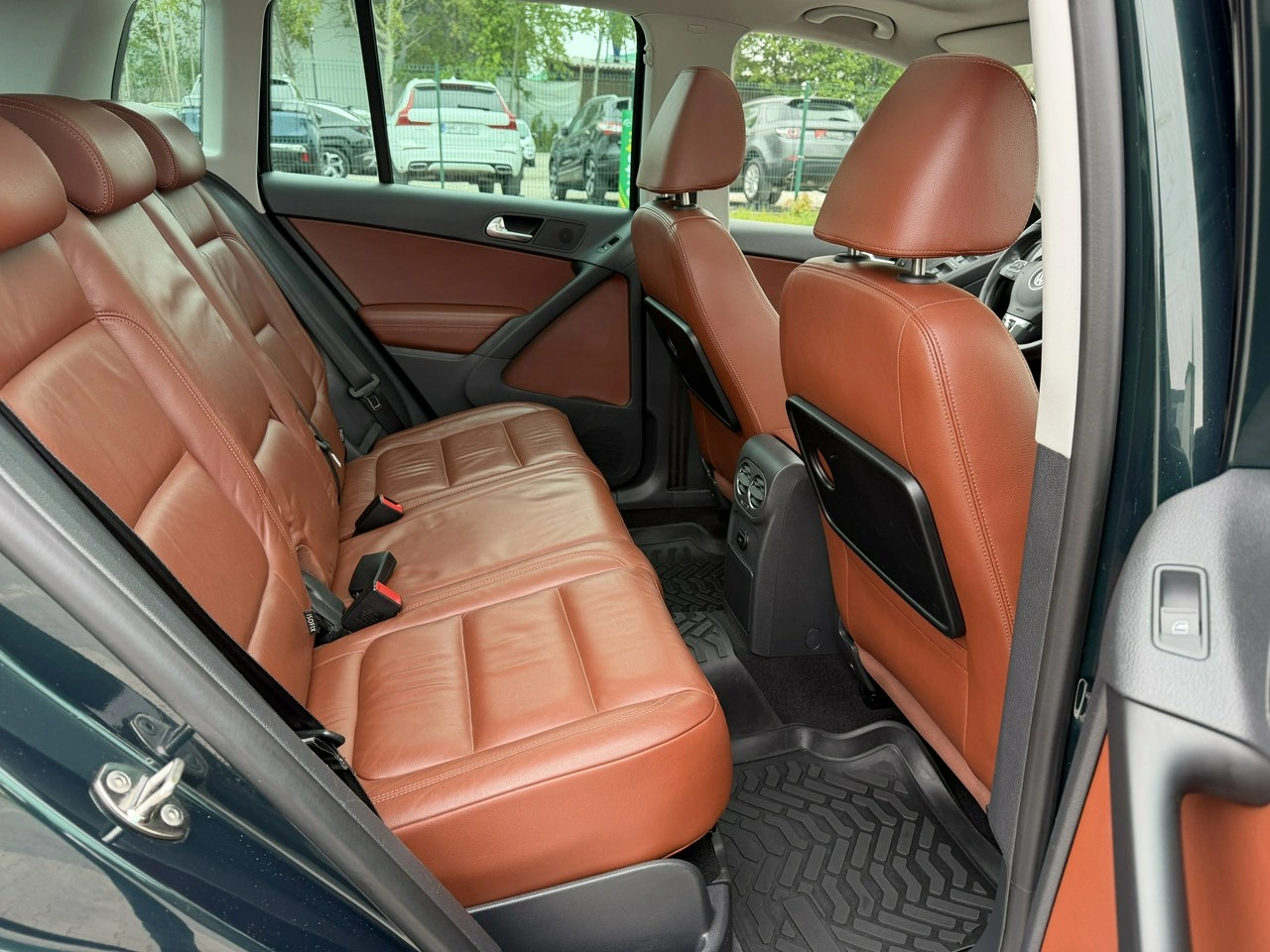 Volkswagen Tiguan - Zdjęcie 32